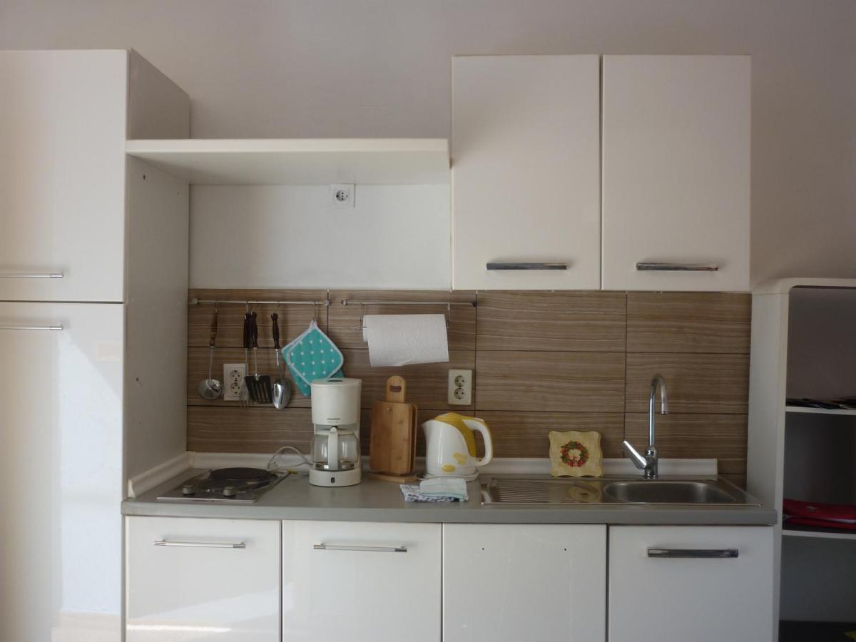 Apartman Tisno Exteriör bild