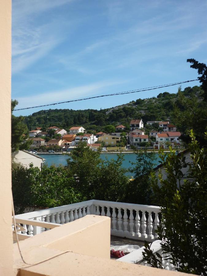 Apartman Tisno Exteriör bild
